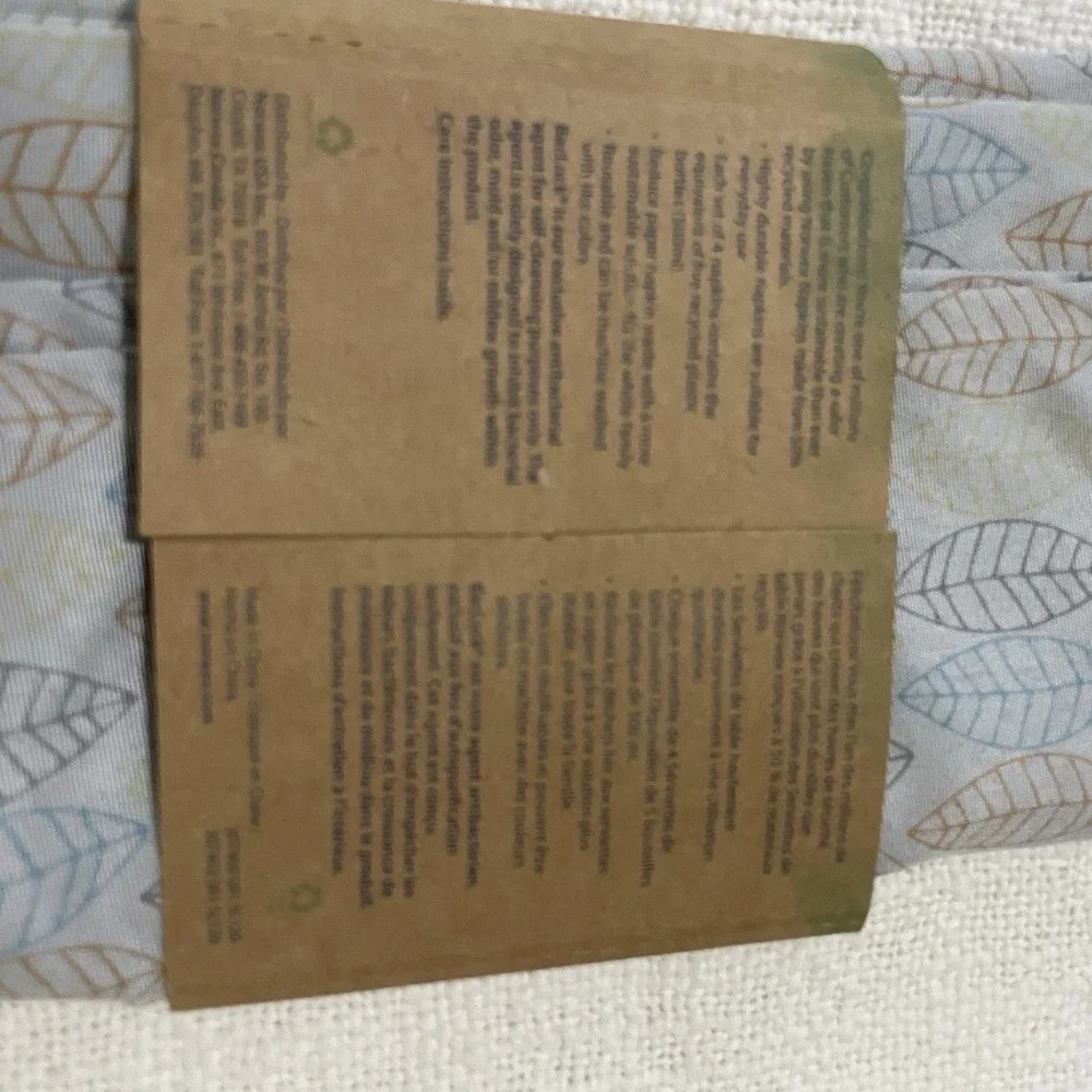 Norwex Cloth Napkins Leaf‎ Print set of 4 NEW